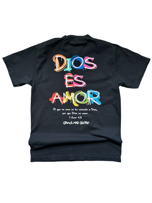 Dios Es Amor Tee