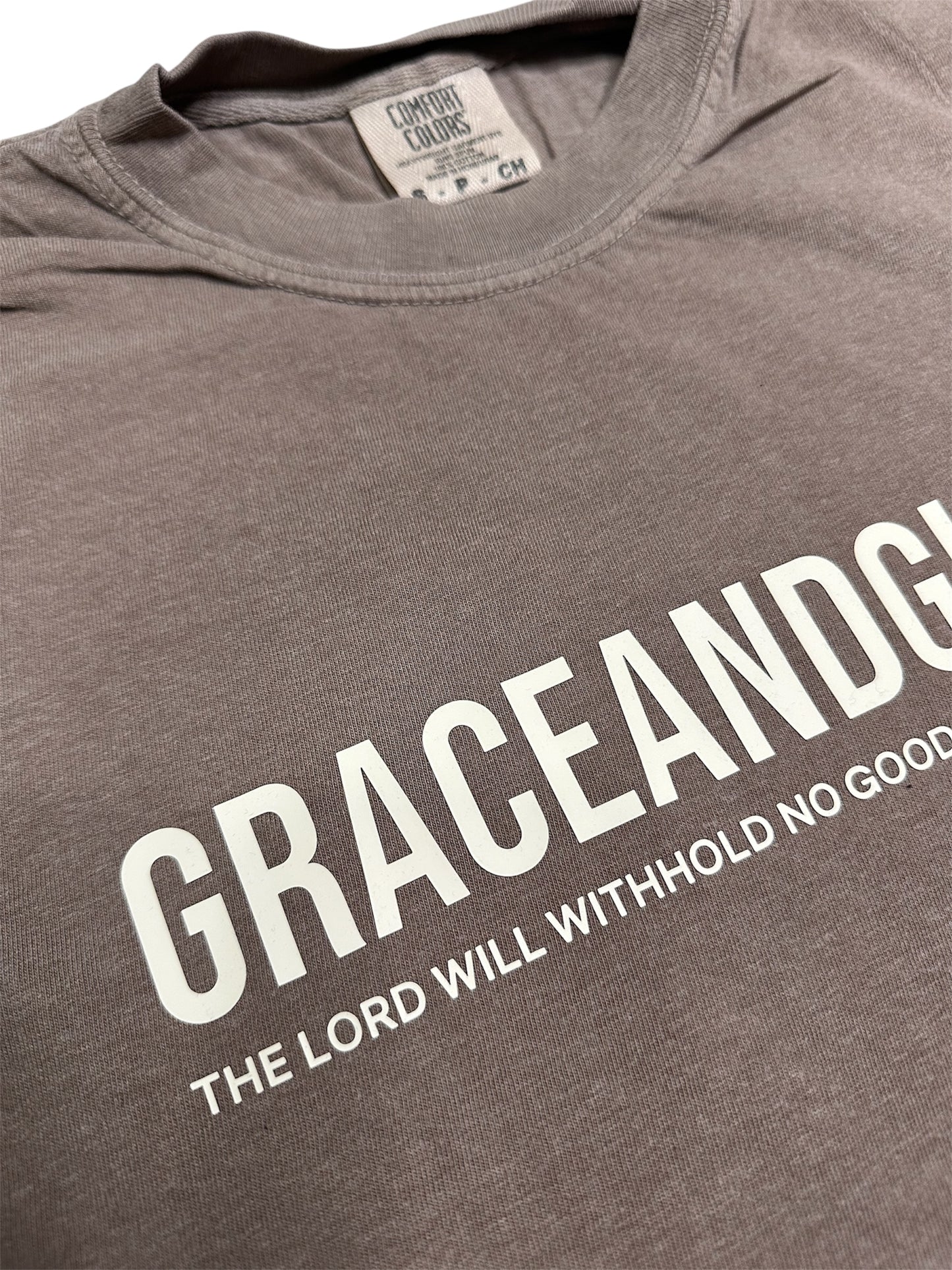 Grace and Glory 3D - Espresso