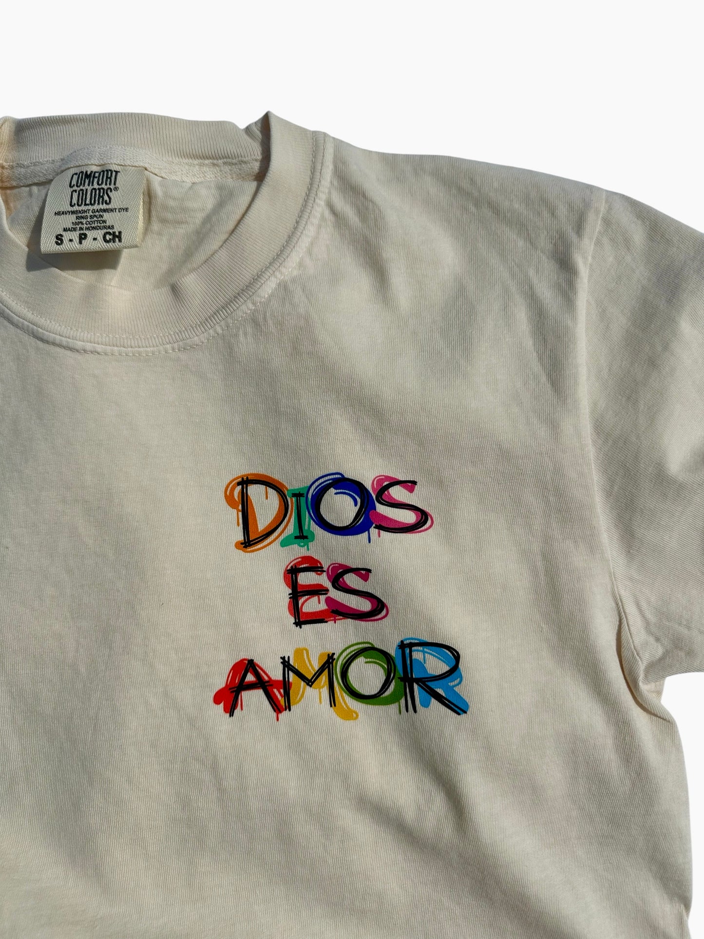 Dios Es Amor Tee – Ivory